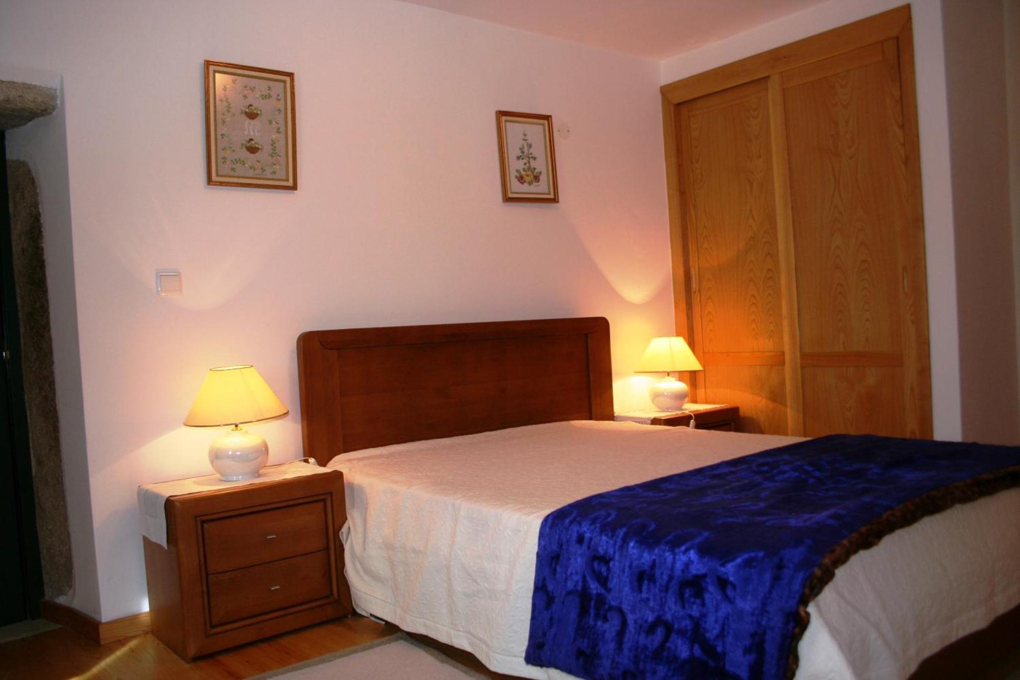 Quinta De La Barandica Guest House Miranda do Douro Exterior photo