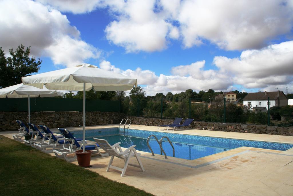 Quinta De La Barandica Guest House Miranda do Douro Exterior photo